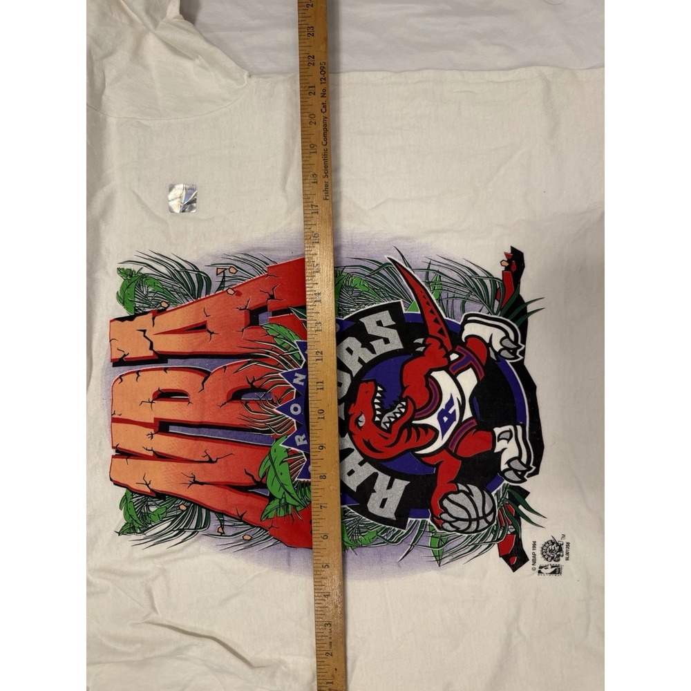 Vintage Nwt never worn Toronto Raptors  1994 Large T-shirt NBA Salem USA - Picture 11 of 13